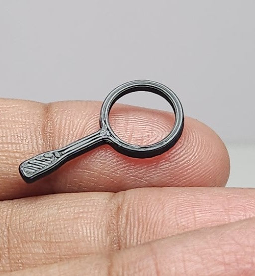 Miniature accessories - Magnifying Glass
