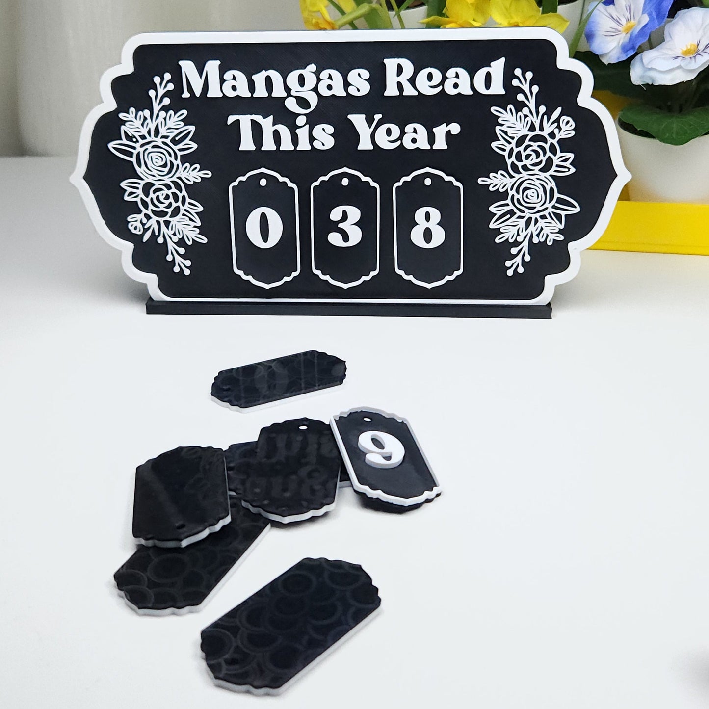 Manga Book Reading Tracker / Counter Sign - Black and White