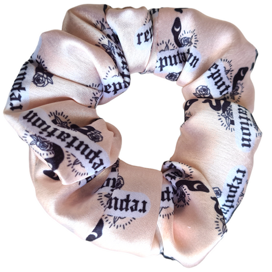 Satin Scrunchie - Taylor Swift