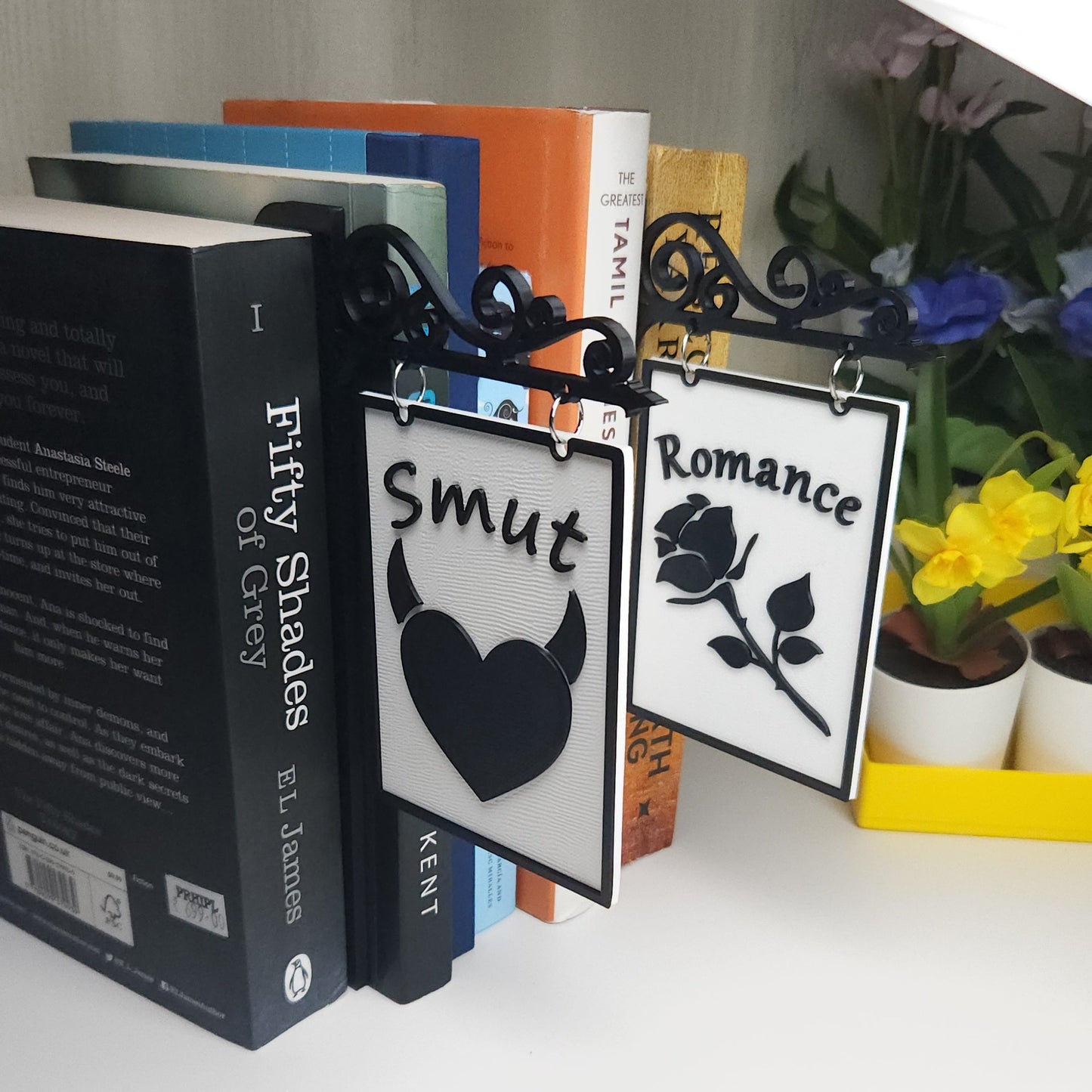 Bookshelf Genre Divider Sign | 3D Printed Bookish Shelf Sign | Book Organizer Black White Sign