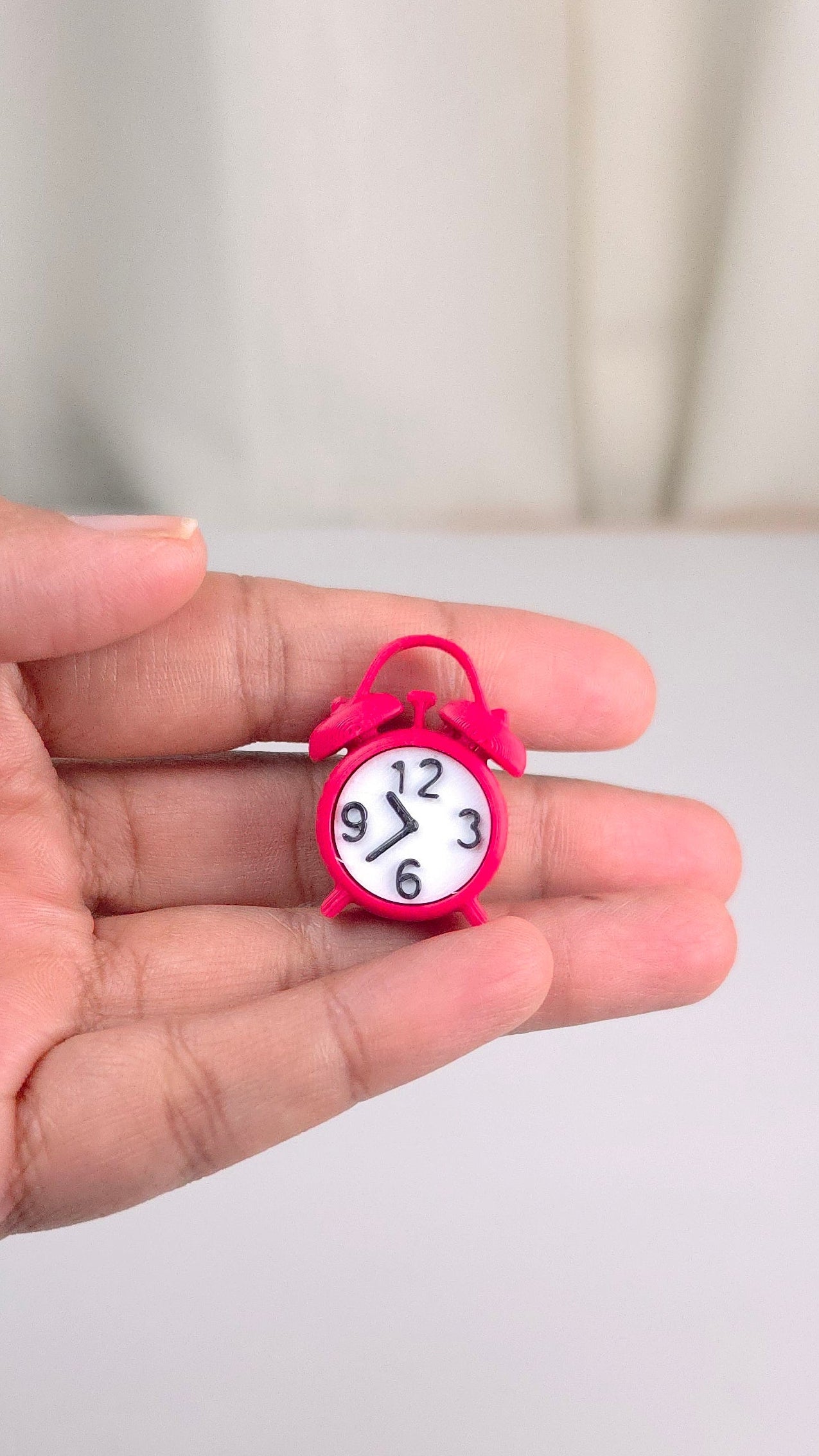 Miniature accessories - Alarm clock Red
